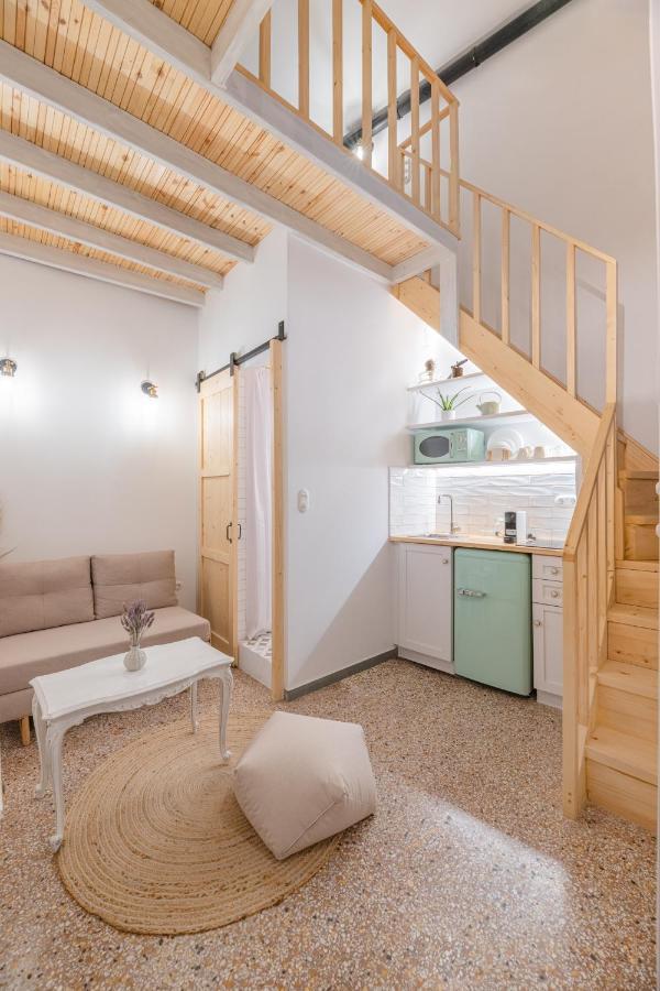 Stoa Kairi Loft A Appartement *